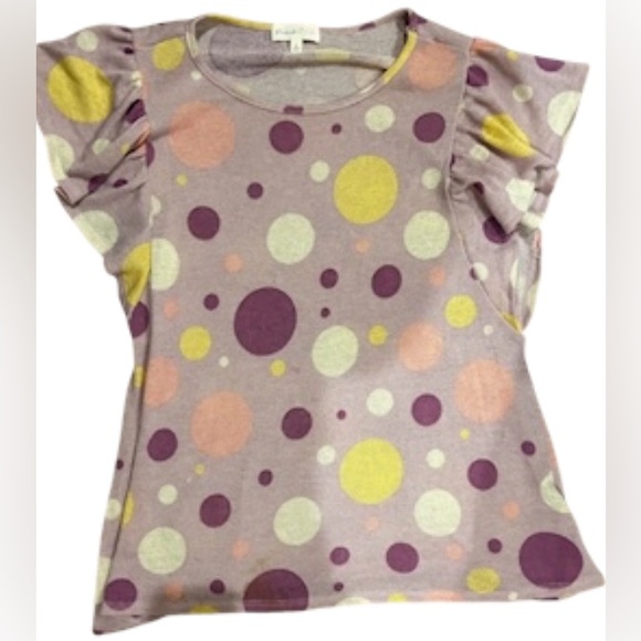 Perfect Peach Flowy large polka dot top. - Picture 3 of 4